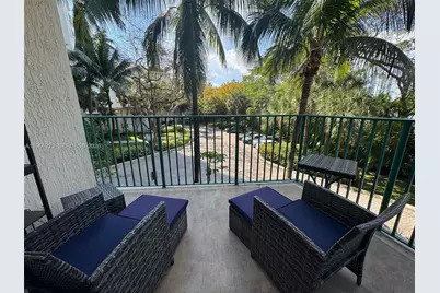 20000 E Country Club Dr #208, Aventura, FL 33180 - Photo 19