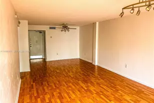 3860 NE 170th St, North Miami Beach, FL 33160 - Photo 5