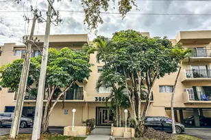 3860 NE 170th St, North Miami Beach, FL 33160 - Photo 11