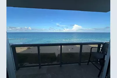 6039 Collins Ave #1517, Miami Beach, FL 33140 - Photo 1