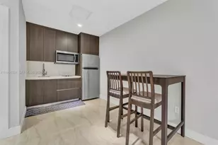 344 NW 136th Pl, Miami, FL 33182 - Photo 5