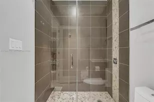 344 NW 136th Pl, Miami, FL 33182 - Photo 11