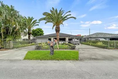 344 NW 136th Pl #B, Miami, FL 33182 - Photo 1