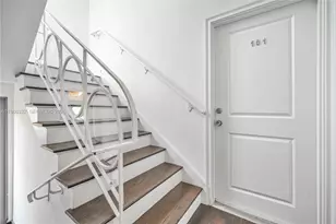 621 11th St, Miami Beach, FL 33139 - Photo 9