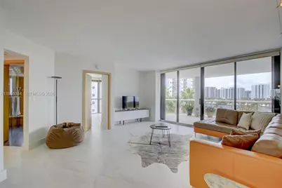 3600 Yacht Club Dr #703, Aventura, FL 33180 - Photo 3