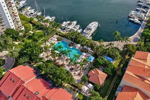 3600 Yacht Club Dr, Aventura, FL 33180 - Photo 17