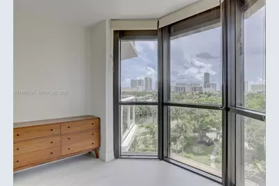 3600 Yacht Club Dr #703, Aventura, FL 33180 - Photo 53