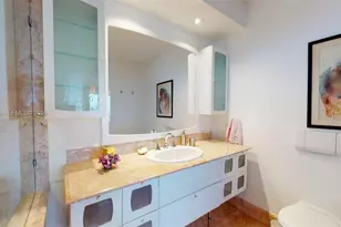 17555 Collins Ave, Sunny Isles Beach, FL 33160 - Photo 37