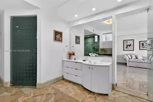 17555 Collins Ave, Sunny Isles Beach, FL 33160 - Photo 27