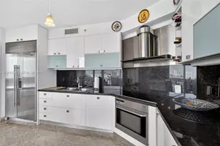 17555 Collins Ave, Sunny Isles Beach, FL 33160 - Photo 51