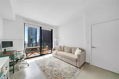 88 SW 7th St #2105, Miami, FL 33130 - Photo 15