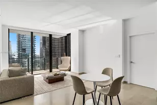 88 SW 7th St, Miami, FL 33130 - Photo 7