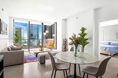 88 SW 7th St #2105, Miami, FL 33130 - Photo 1