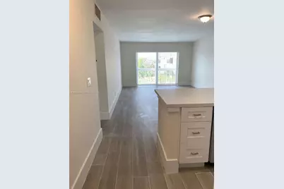 7701 Camino Real #A-401, Miami, FL 33143 - Photo 3