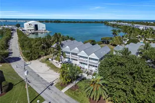 5101 Sunset Village Dr, Duck, FL 33050 - Photo 9