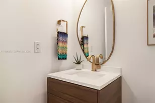 100 Edgewater Dr, Coral Gables, FL 33133 - Photo 11