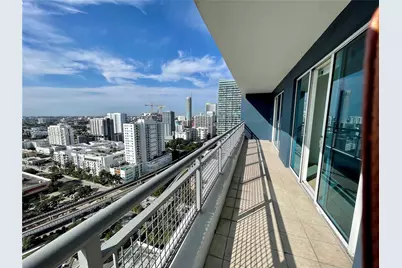 60 SW 13th St #2101, Miami, FL 33130 - Photo 5