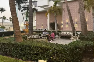 2899 Collins Ave, Miami Beach, FL 33140 - Photo 5