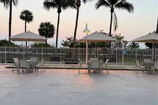 2899 Collins Ave, Miami Beach, FL 33140 - Photo 17