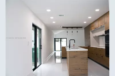 10433 SW 118th Ct, Miami, FL 33186 - Photo 5