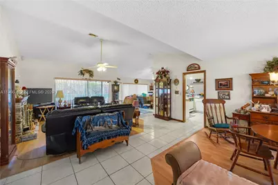 21193 Raindance Ln, Boca Raton, FL 33428 - Photo 5