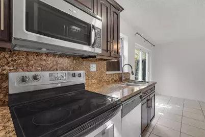 3364 NW 197th Ter, Miami Gardens, FL 33056 - Photo 27