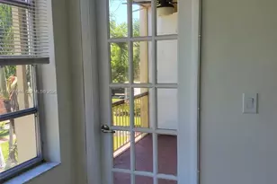 851 NE 14th Ave, Hallandale Beach, FL 33009 - Photo 15