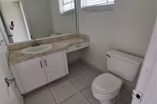 851 NE 14th Ave, Hallandale Beach, FL 33009 - Photo 11