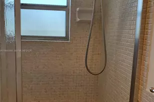 851 NE 14th Ave, Hallandale Beach, FL 33009 - Photo 23