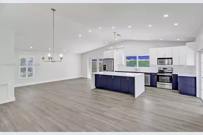 12020 SW 93rd St, Miami, FL 33186 - Photo 9