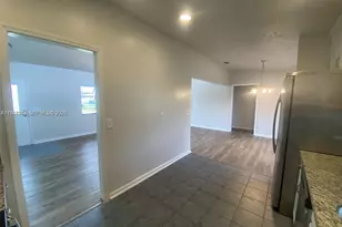 371 SE Fairchild Ave, Port Saint Lucie, FL 34984 - Photo 11