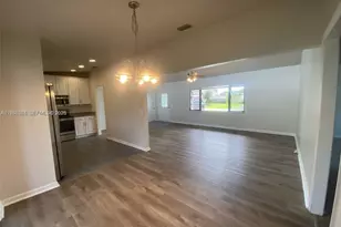 371 SE Fairchild Ave, Port Saint Lucie, FL 34984 - Photo 13