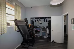 1221 SW 74th Ct, Miami, FL 33144 - Photo 21