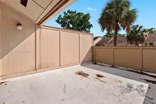 833 NW 82nd Ave, Plantation, FL 33324 - Photo 15