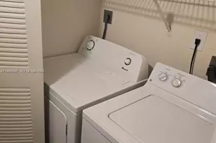 7610 Westwood Dr, Tamarac, FL 33321 - Photo 15