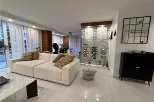 19195 Mystic Pointe Dr, Aventura, FL 33180 - Photo 3