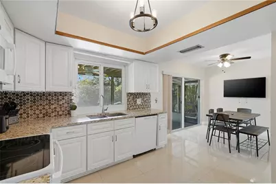 11420 NW 32nd Pl, Sunrise, FL 33323 - Photo 15