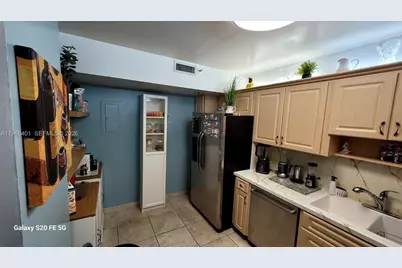 4001 Hillcrest Dr #705, Hollywood, FL 33021 - Photo 13