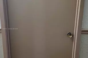 4001 Hillcrest Dr, Hollywood, FL 33021 - Photo 27