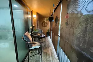 8635 NW 8th St, Miami, FL 33126 - Photo 15