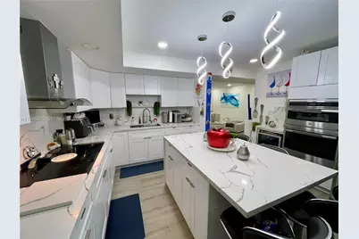 8635 NW 8th St #311, Miami, FL 33126 - Photo 5