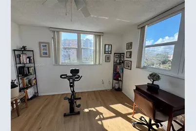 1470 NE 125th Ter #407, North Miami, FL 33161 - Photo 13