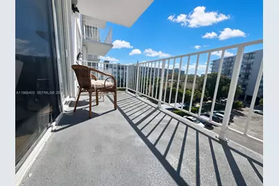 1470 NE 125th Ter #407, North Miami, FL 33161 - Photo 17