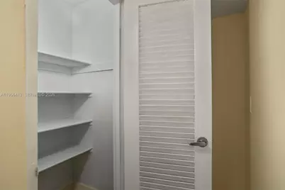 3000 S Ocean Dr #1110, Hollywood, FL 33019 - Photo 25