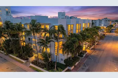 7744 Collins Ave #15, Miami Beach, FL 33141 - Photo 1