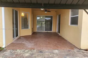 1821 SE 14th Cir, Homestead, FL 33035 - Photo 11