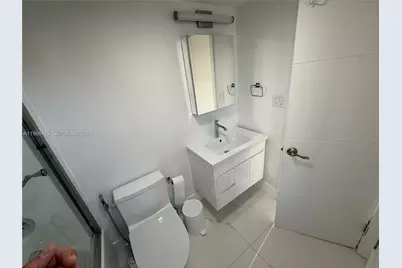 4301 Collins Ave #208, Miami Beach, FL 33140 - Photo 21