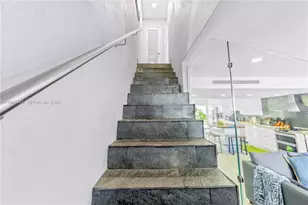 3793 NE 170th St, North Miami Beach, FL 33160 - Photo 17