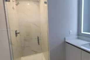 700 NE 24th St, Miami, FL 33137 - Photo 19