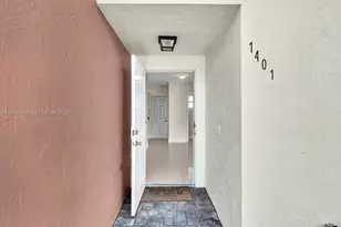 1401 NW 2nd St, Fort Lauderdale, FL 33311 - Photo 3